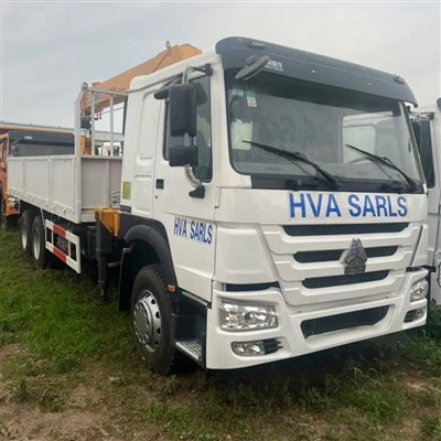 HOWO 371 Straight Arm Crane