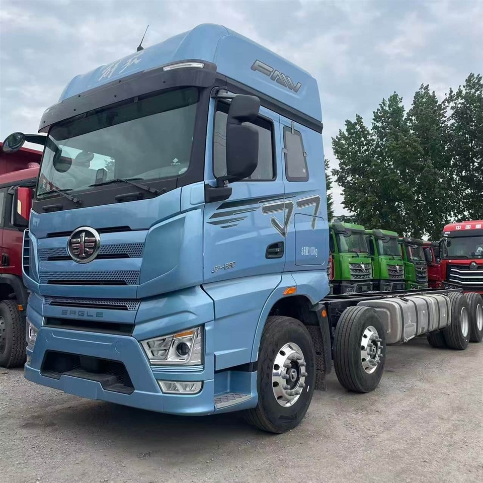 FAW 580HP 6×4 Tractor high quality